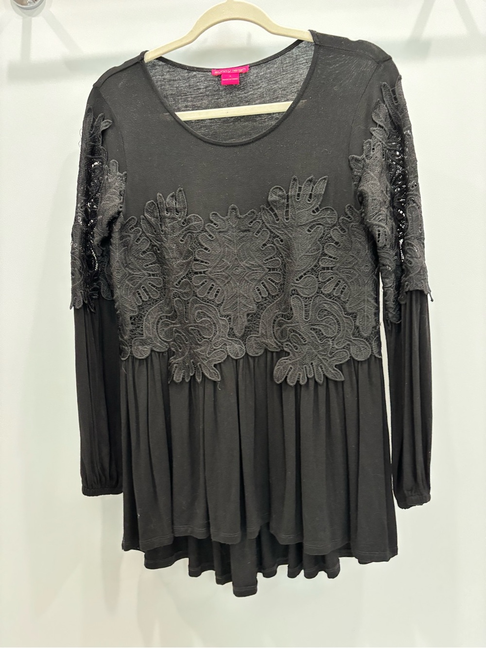 Sunny Leigh Black Lace-Appliqué Long Sleeve Tunic